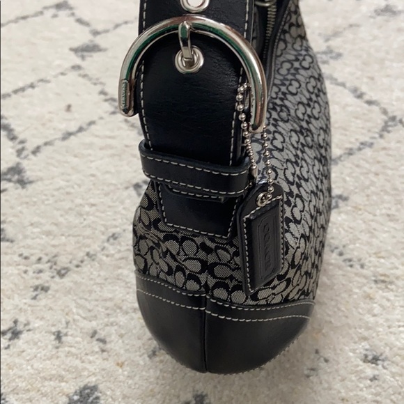 COACH Authentic Shoulder Bag - Picture 6 of 8